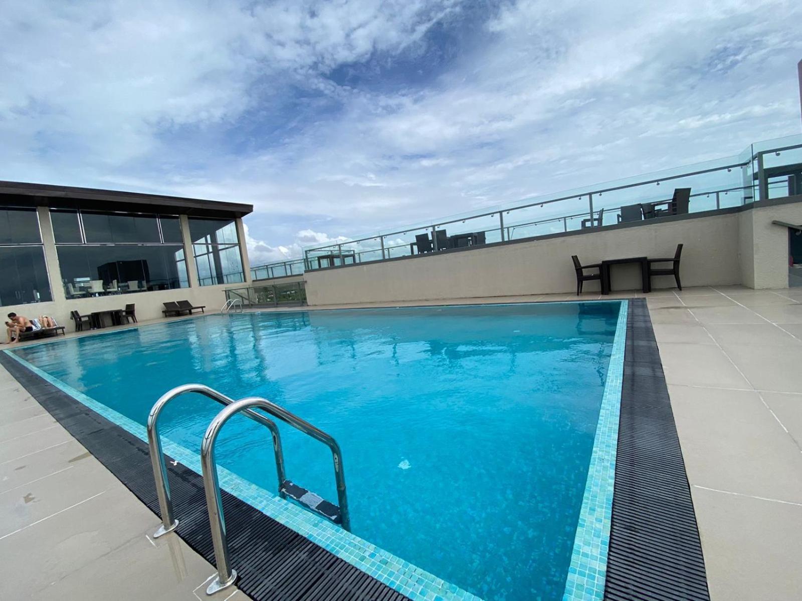 Ocean Breeze - Udaya Luxury Apartments เนกอมโบ ภายนอก รูปภาพ